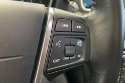valkoinen Volvo V40 Cross Country 2016 kuva 23.
