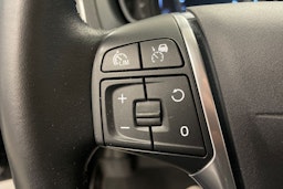 sininen Volvo V40 Cross Country 2016 kuva 19.