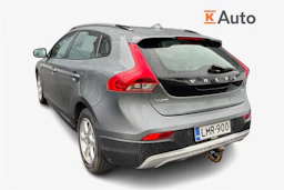 harmaa Volvo V40 Cross Country 2016 kuva 2.
