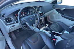 ruskea (beige) Volvo V40 Cross Country 2016 kuva 3.