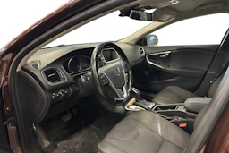 punainen Volvo V40 Cross Country 2016 kuva 3.