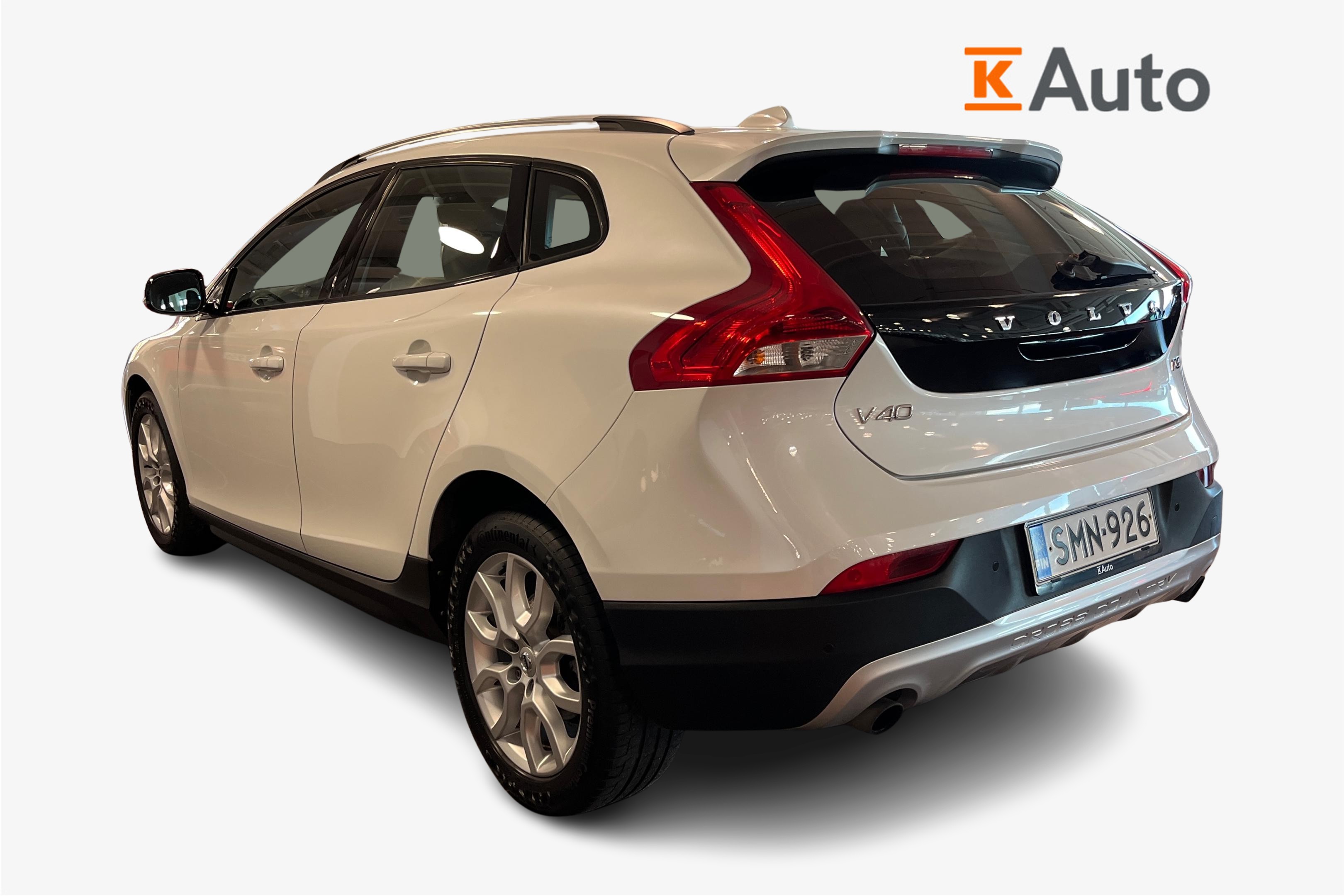 Volvo V40 Cross Country 2017, kuva 2/3