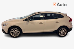 valkoinen Volvo V40 Cross Country 2017 kuva 5.