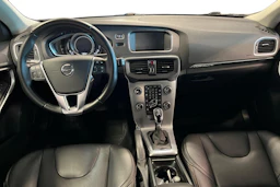 valkoinen Volvo V40 Cross Country 2017 kuva 7.