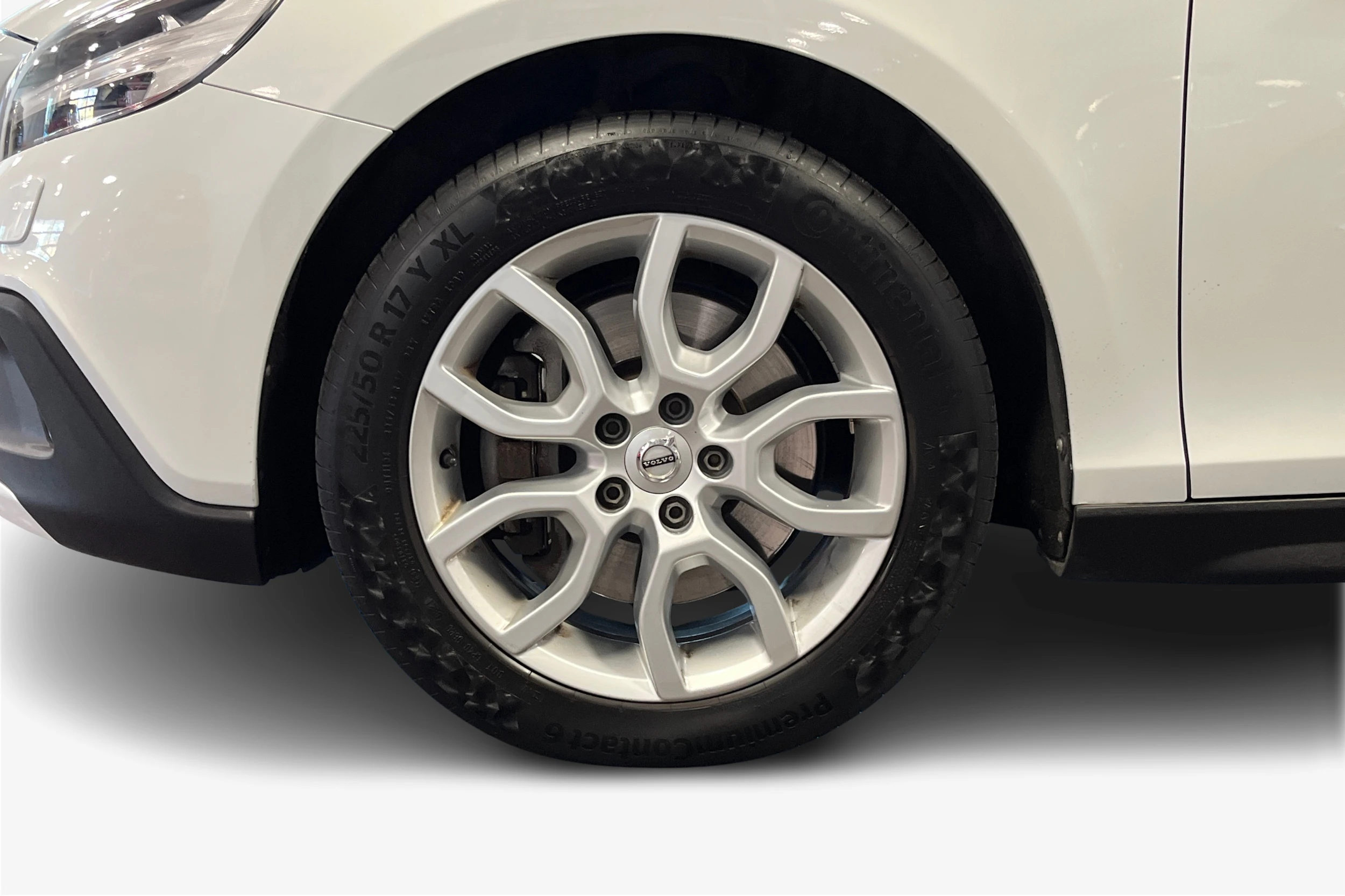 valkoinen Volvo V40 Cross Country 2017 kuva 9.