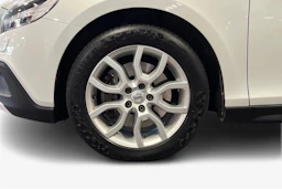 valkoinen Volvo V40 Cross Country 2017 kuva 9.