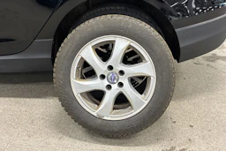 musta Volvo V40 Cross Country 2017 kuva 10.