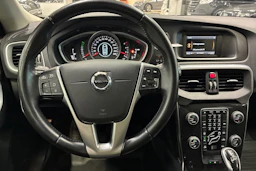 musta Volvo V40 Cross Country 2017 kuva 11.