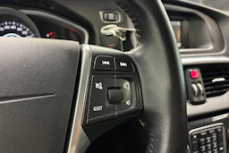 musta Volvo V40 Cross Country 2017 kuva 14.