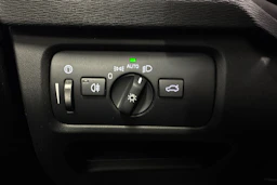 musta Volvo V40 Cross Country 2017 kuva 16.