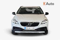 Valkoinen Volvo V40 Cross Country 2017 kuva 5.