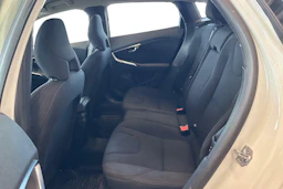 Valkoinen Volvo V40 Cross Country 2017 kuva 11.