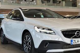 Valkoinen Volvo V40 Cross Country 2017 kuva 20.