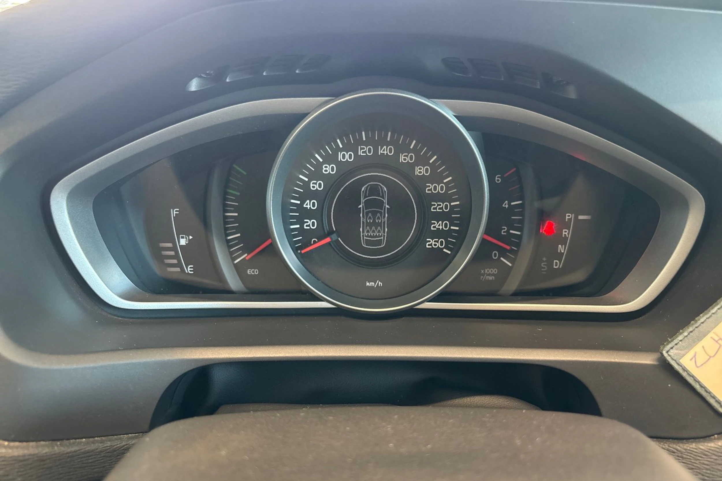 Valkoinen Volvo V40 Cross Country 2017 kuva 31.