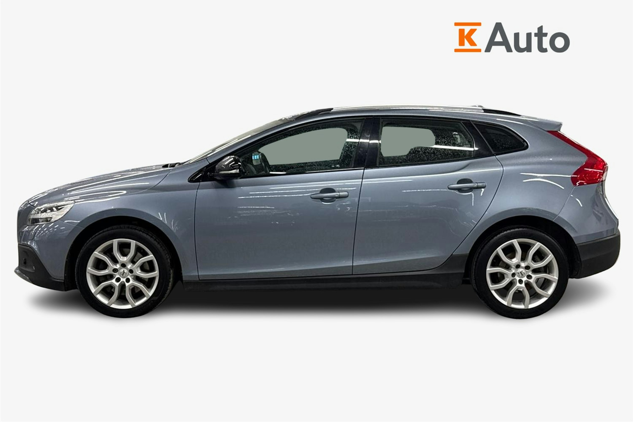 Sininen Volvo V40 Cross Country 2018 kuva 6.