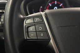 Sininen Volvo V40 Cross Country 2018 kuva 16.