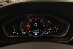 Sininen Volvo V40 Cross Country 2018 kuva 17.