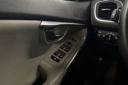 Sininen Volvo V40 Cross Country 2018 kuva 18.
