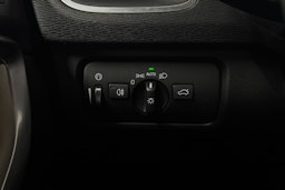 Sininen Volvo V40 Cross Country 2018 kuva 19.