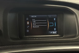 Sininen Volvo V40 Cross Country 2018 kuva 22.