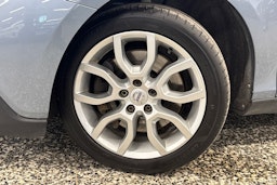 Sininen Volvo V40 Cross Country 2018 kuva 34.