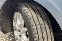 Sininen Volvo V40 Cross Country 2018 kuva 35.