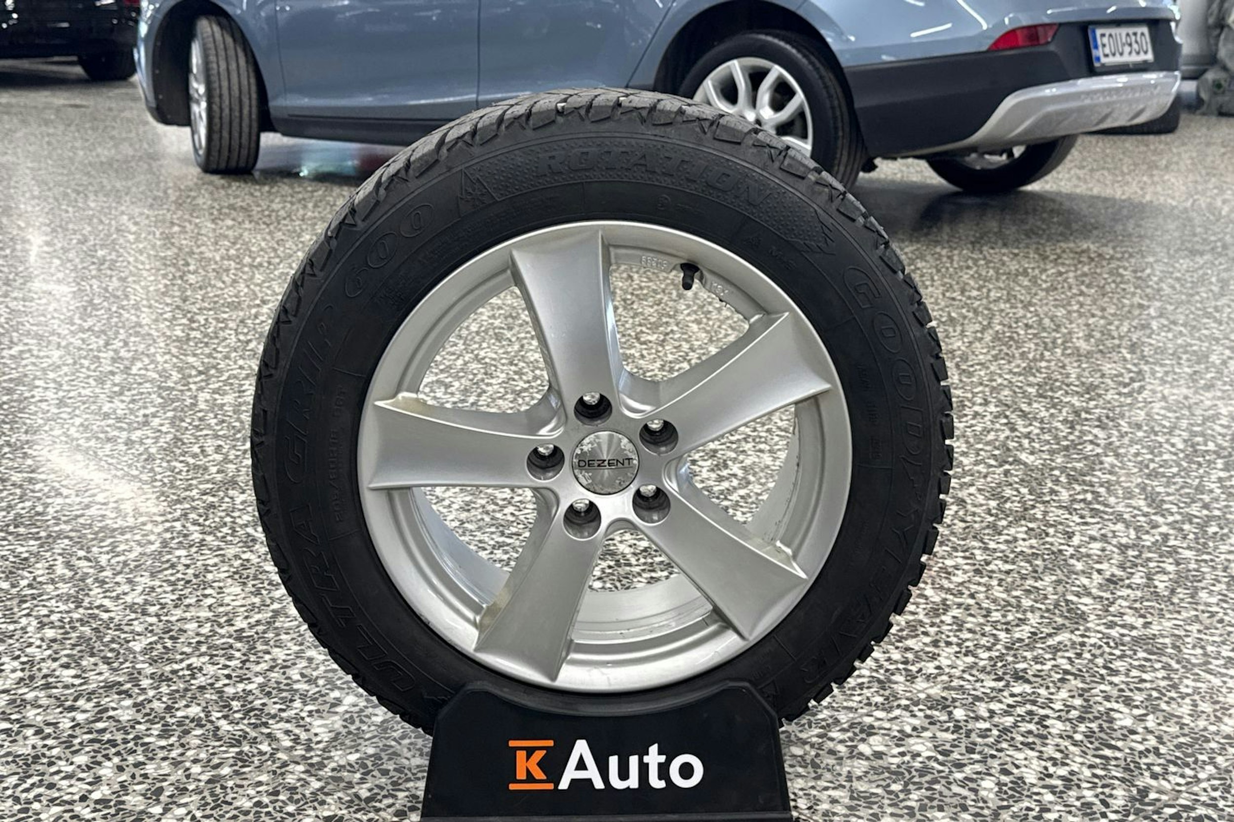 Sininen Volvo V40 Cross Country 2018 kuva 36.