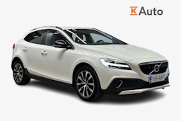 valkoinen Volvo V40 Cross Country 2018 kuva 1.