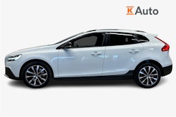 valkoinen Volvo V40 Cross Country 2018 kuva 6.