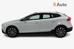 valkoinen Volvo V40 Cross Country 2019 kuva 5.