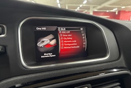 Harmaa Volvo V40 Cross Country 2019 kuva 20.