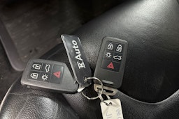 Harmaa Volvo V40 Cross Country 2019 kuva 28.