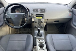 Harmaa Volvo V50 2005 kuva 7.