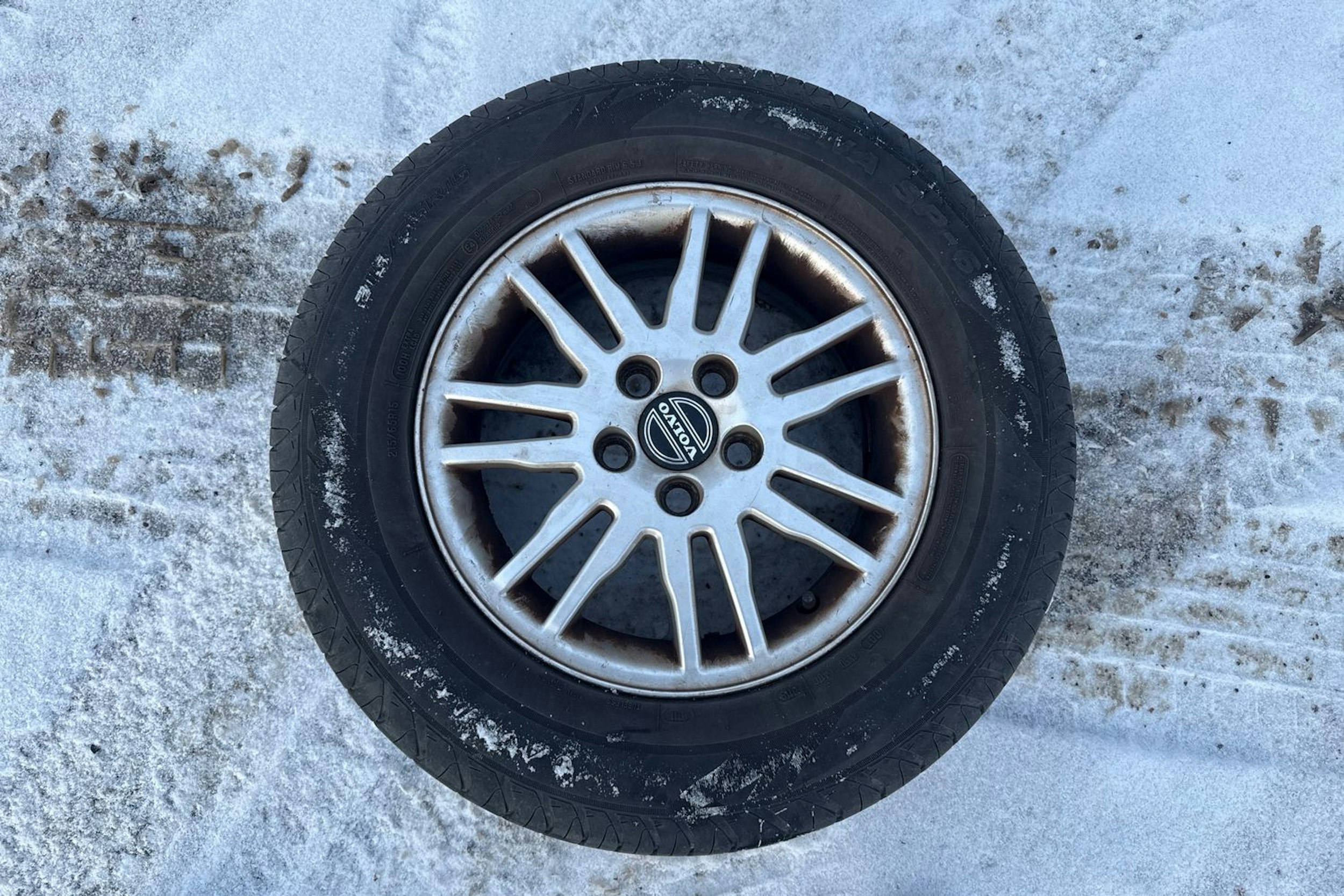 Harmaa Volvo V50 2005 kuva 10.