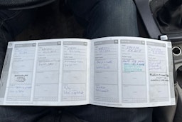 Harmaa Volvo V50 2005 kuva 26.