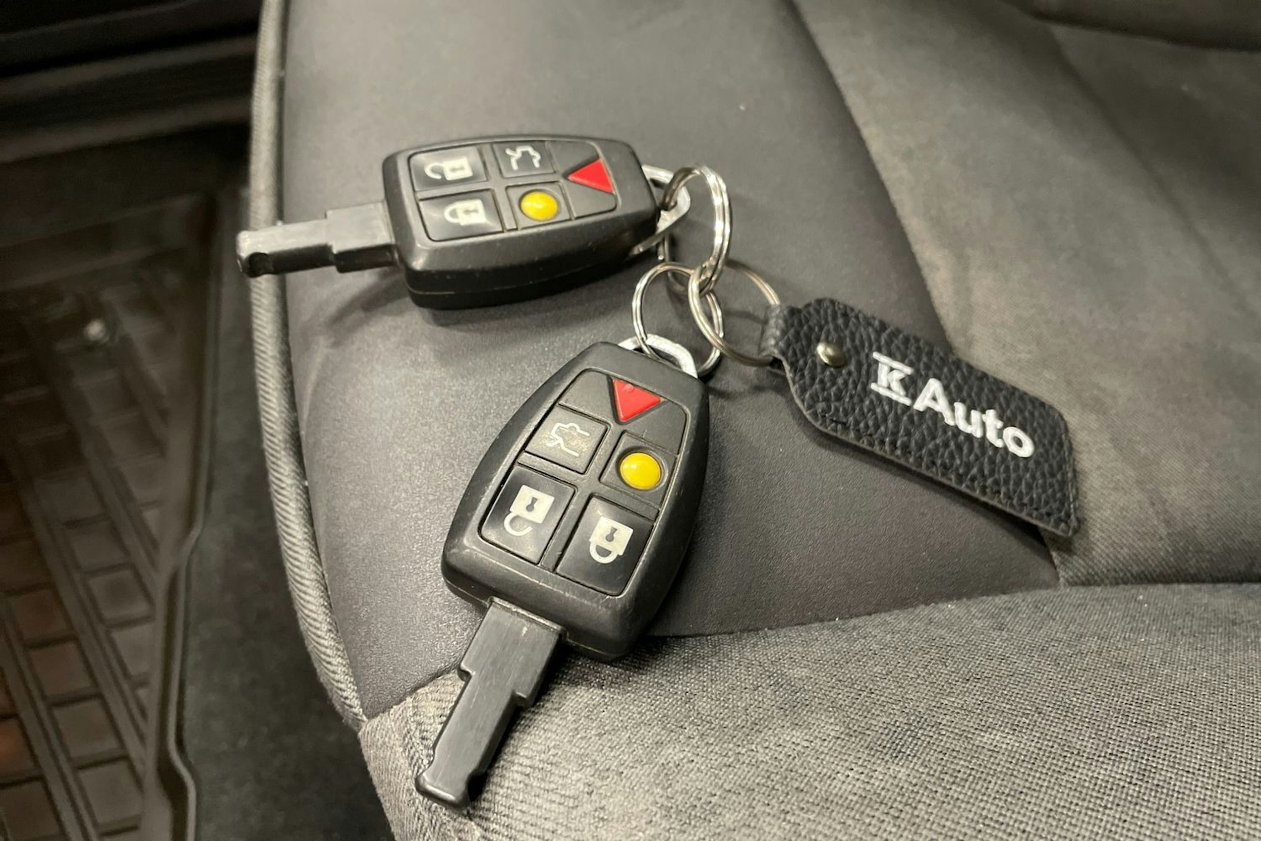 musta Volvo V50 2006 kuva 22.