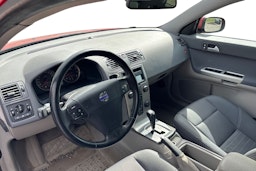 Punainen Volvo V50 2006 kuva 3.