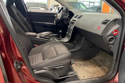 Punainen Volvo V50 2008 kuva 35.