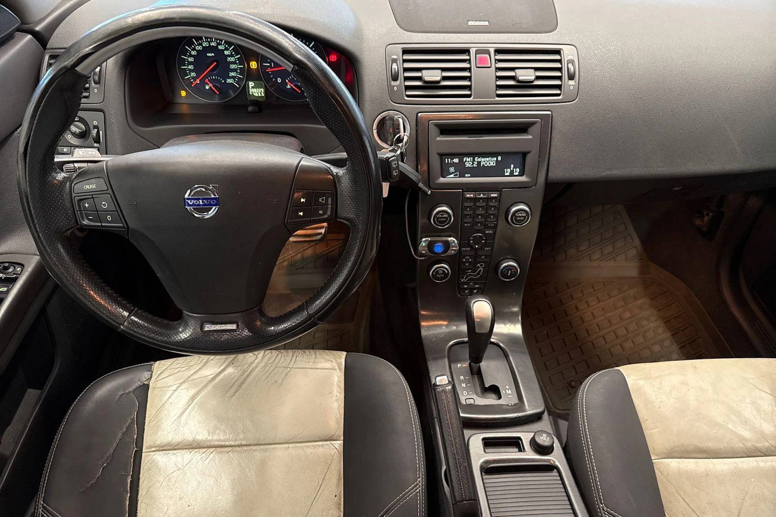 musta Volvo V50 2008 kuva 9.
