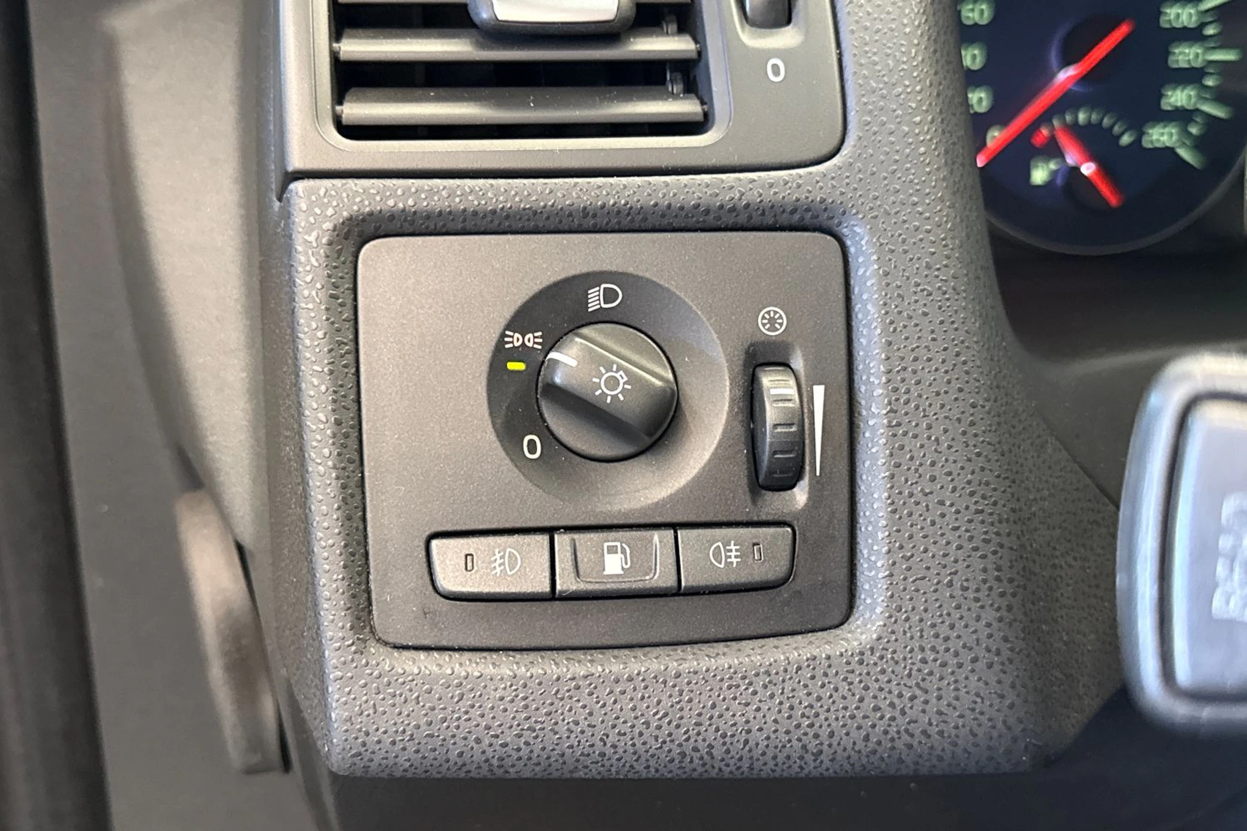 musta Volvo V50 2008 kuva 21.