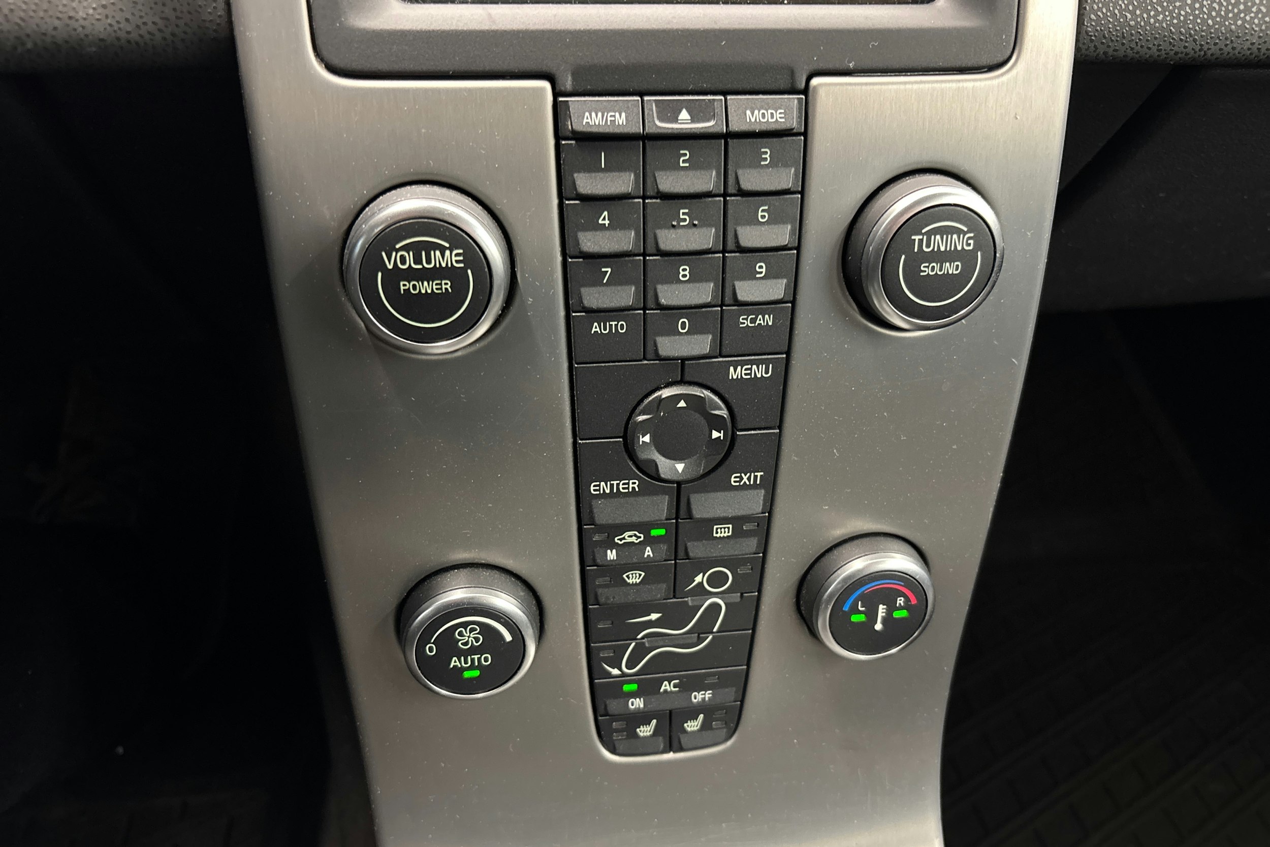 sininen Volvo V50 2008 kuva 13.