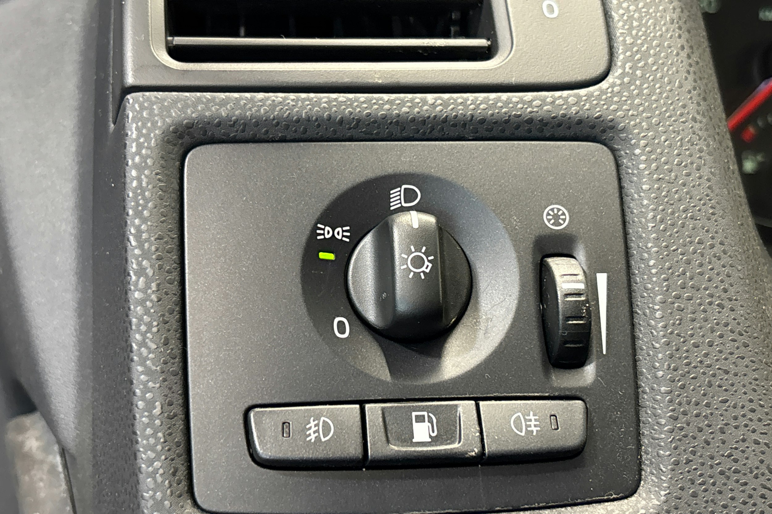 sininen Volvo V50 2008 kuva 15.