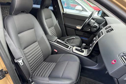 Ruskea (beige) Volvo V50 2009 kuva 4.