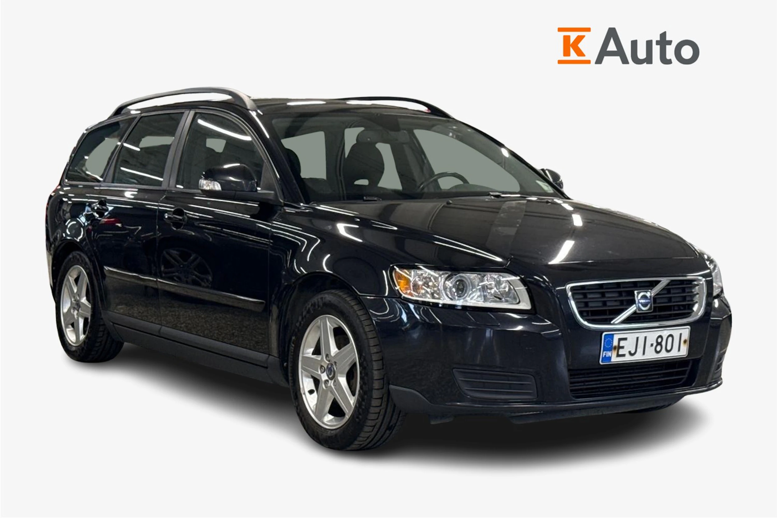 Musta Volvo V50 2010 kuva 1.