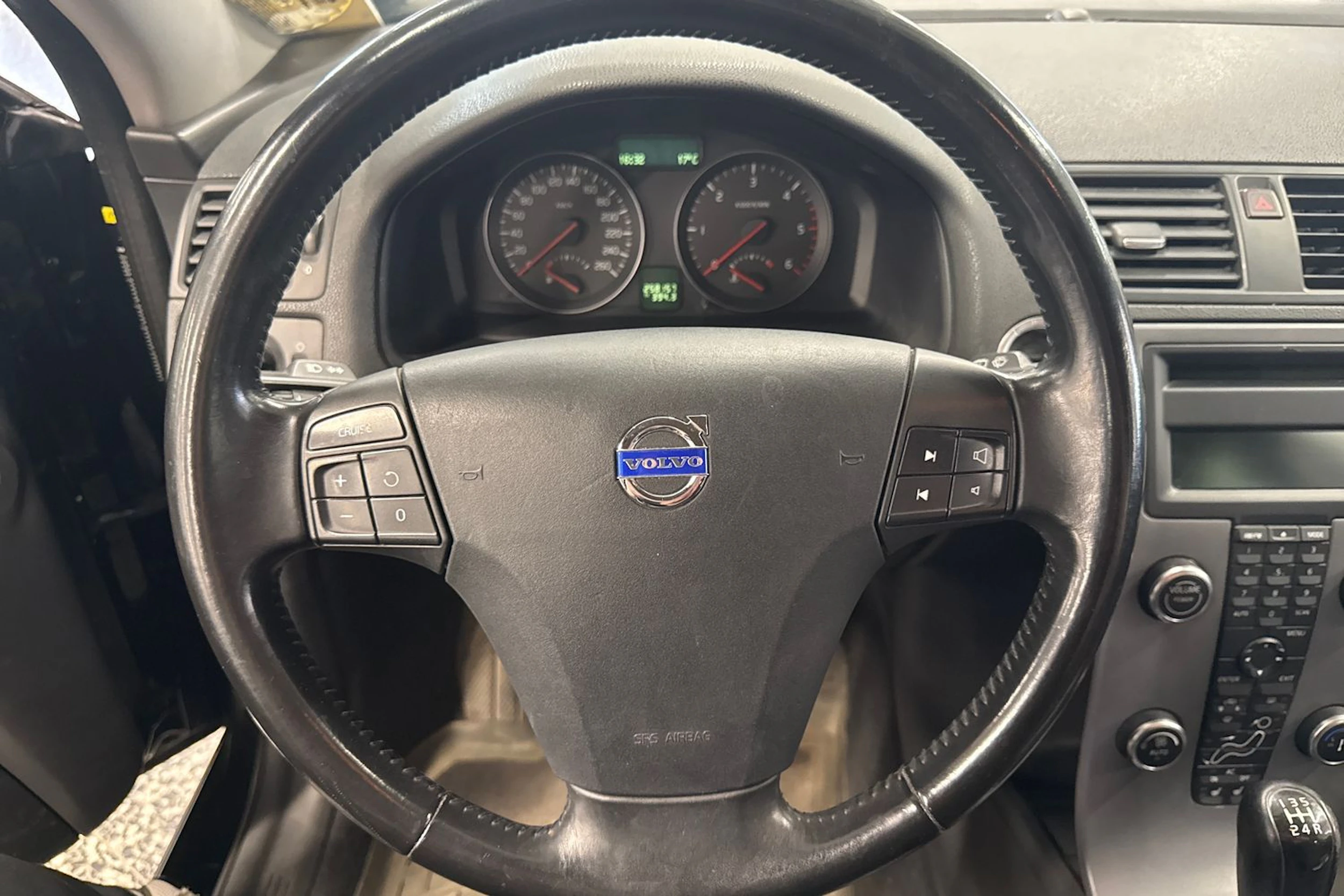 Musta Volvo V50 2010 kuva 11.