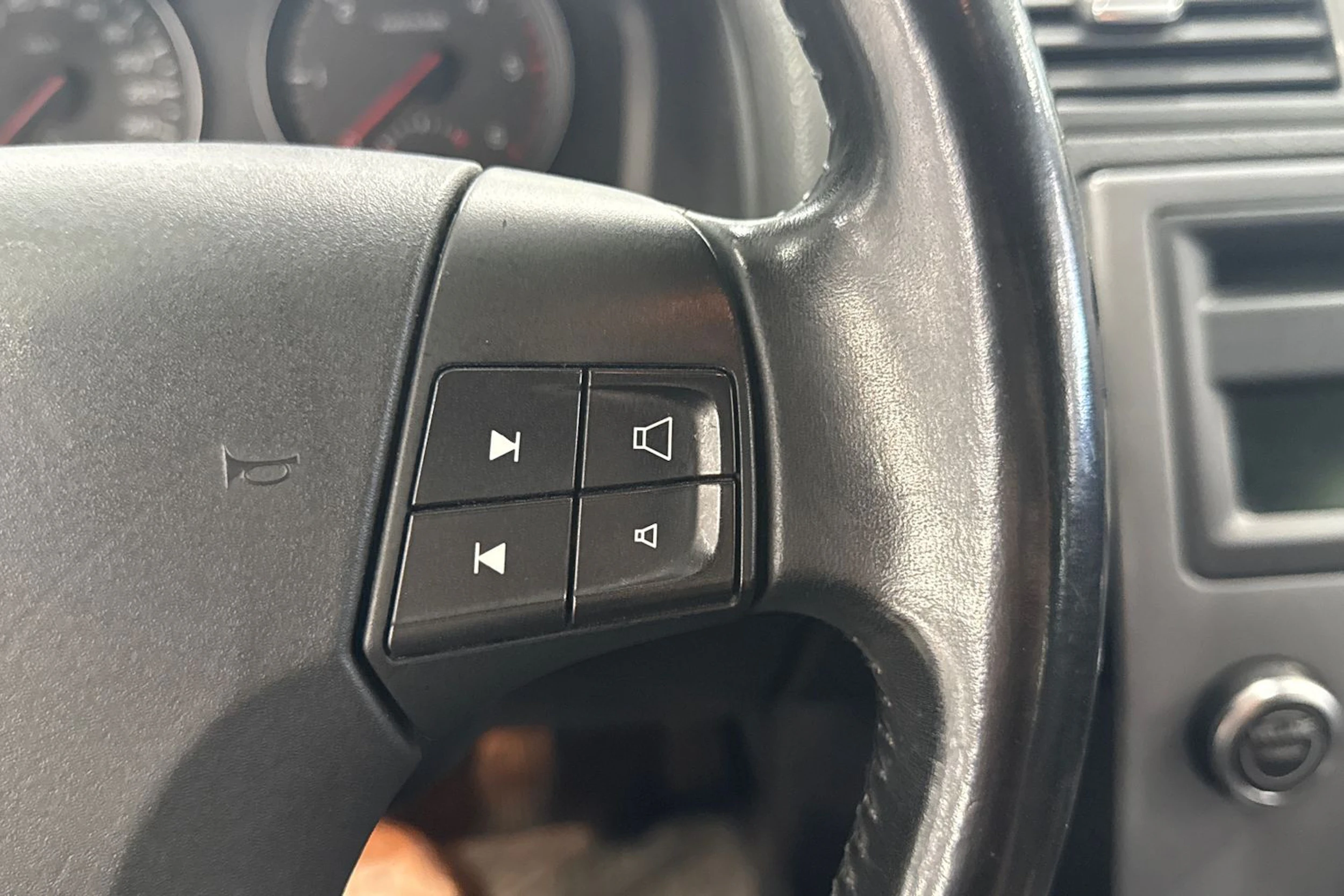 Musta Volvo V50 2010 kuva 13.