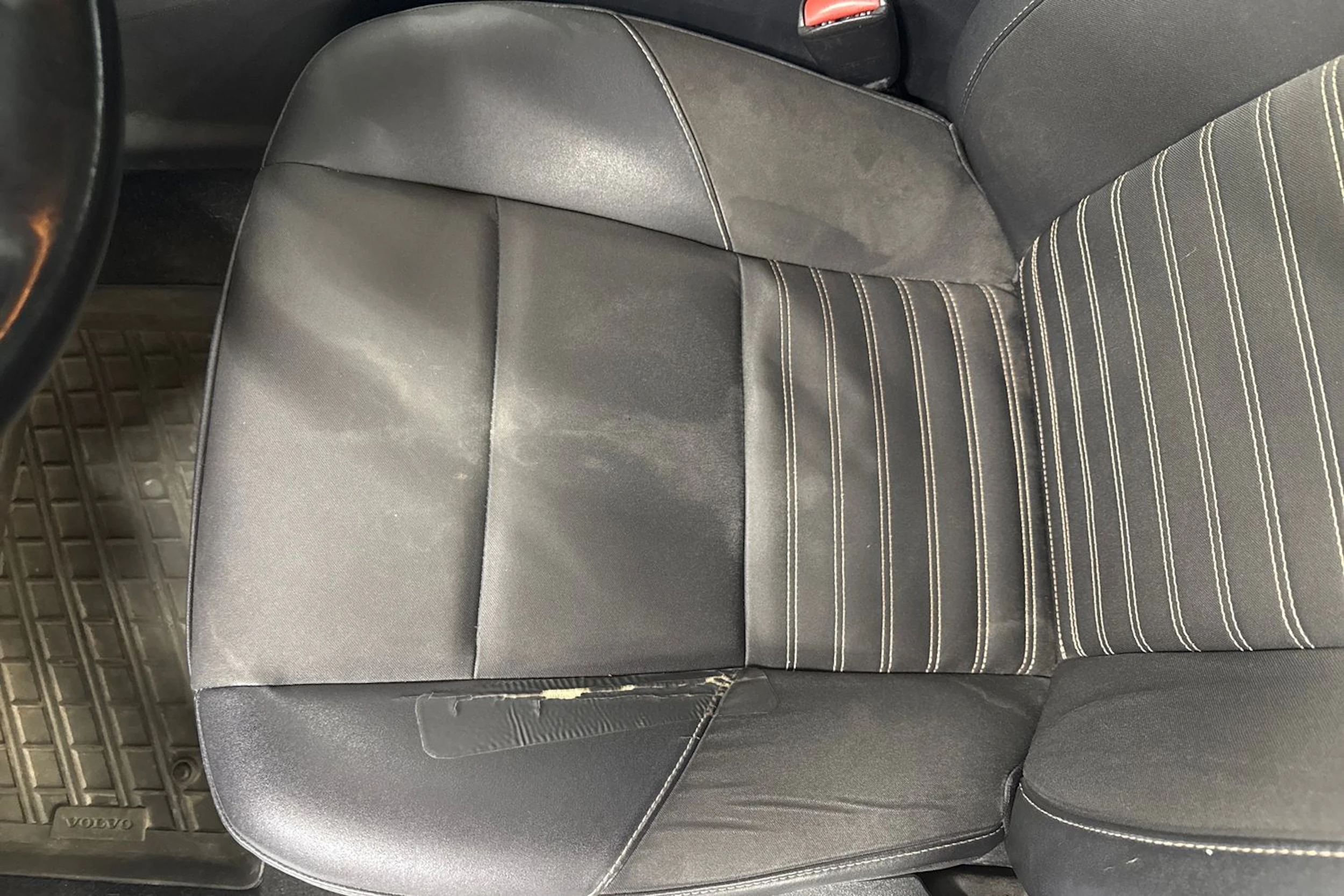 Musta Volvo V50 2010 kuva 21.
