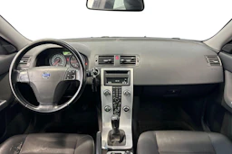 musta Volvo V50 2010 kuva 8.