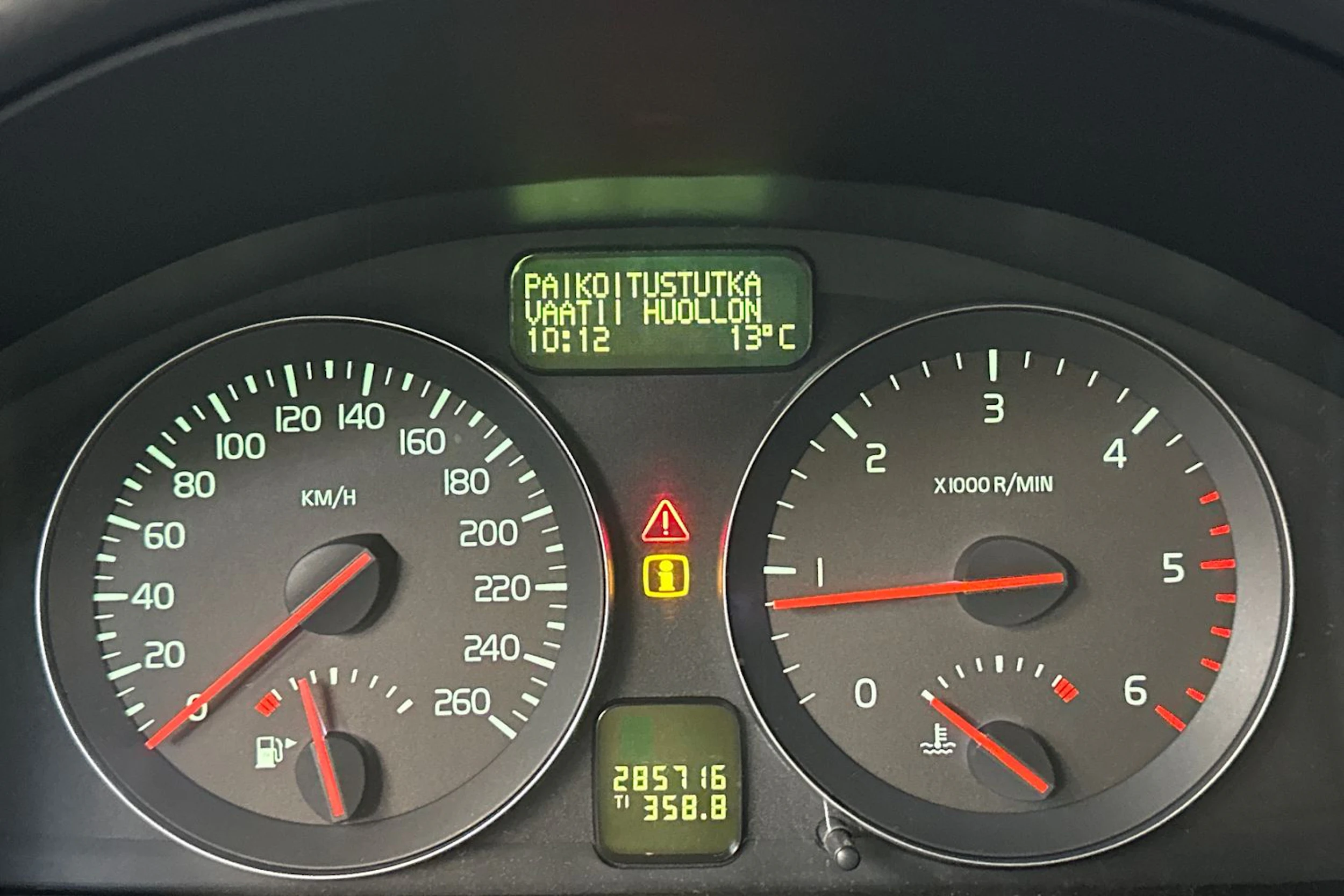 musta Volvo V50 2010 kuva 18.