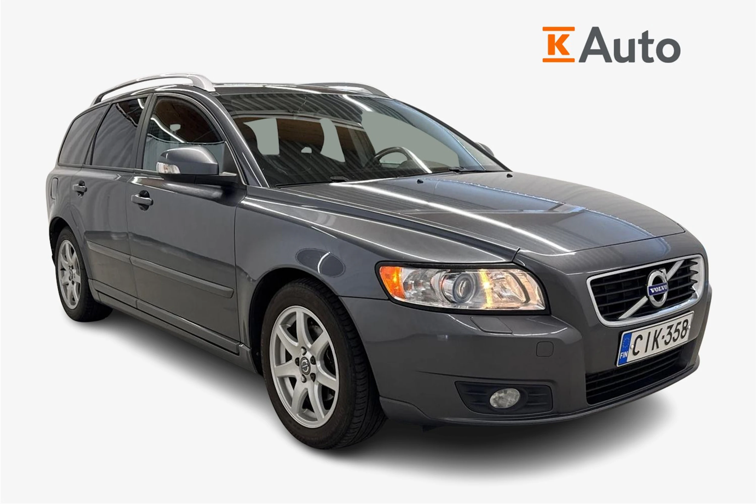 harmaa Volvo V50 2011 kuva 1.